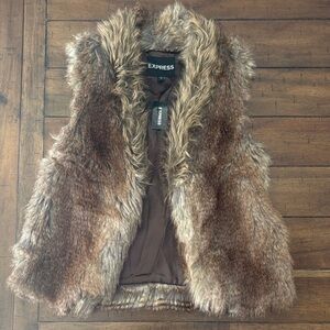 Express Faux Fur sleeveless Vest small NWT